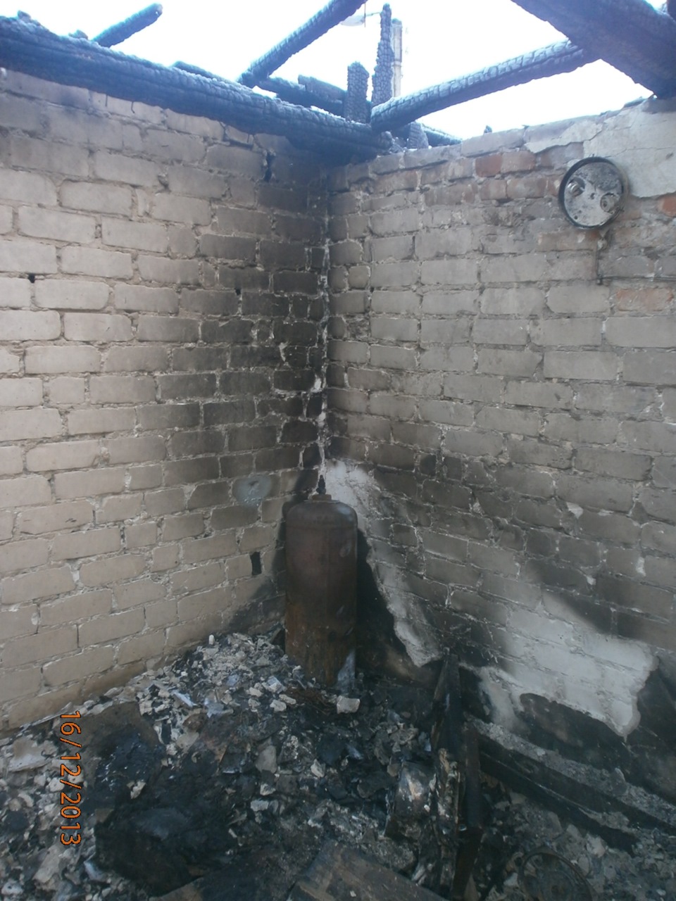 Згорів гараж 3