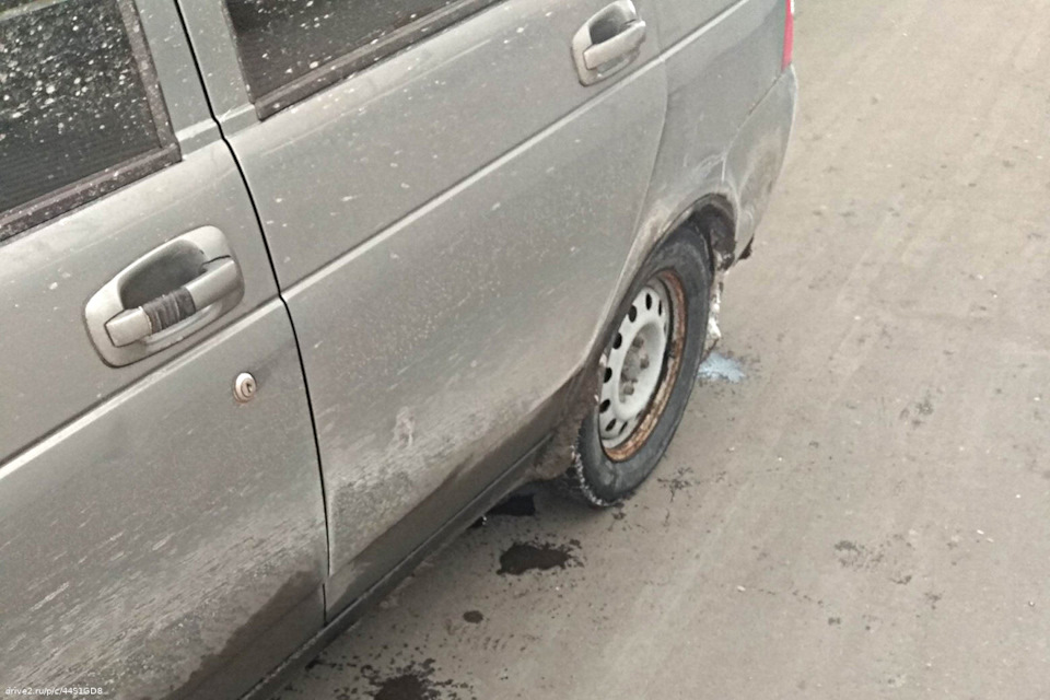 Чорні дверні ручки 2