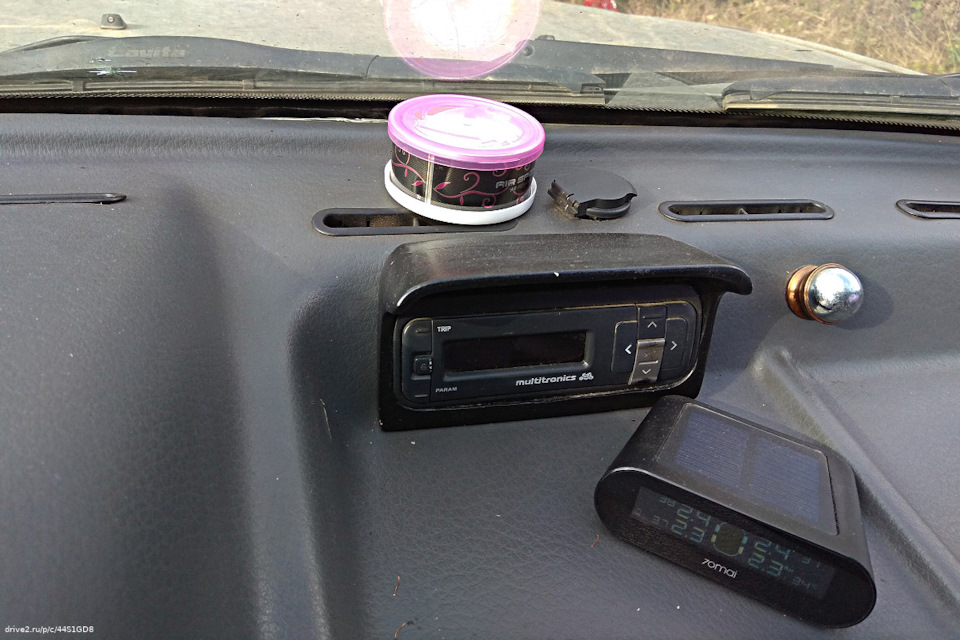 Про кріплення дисплею TPMS 5