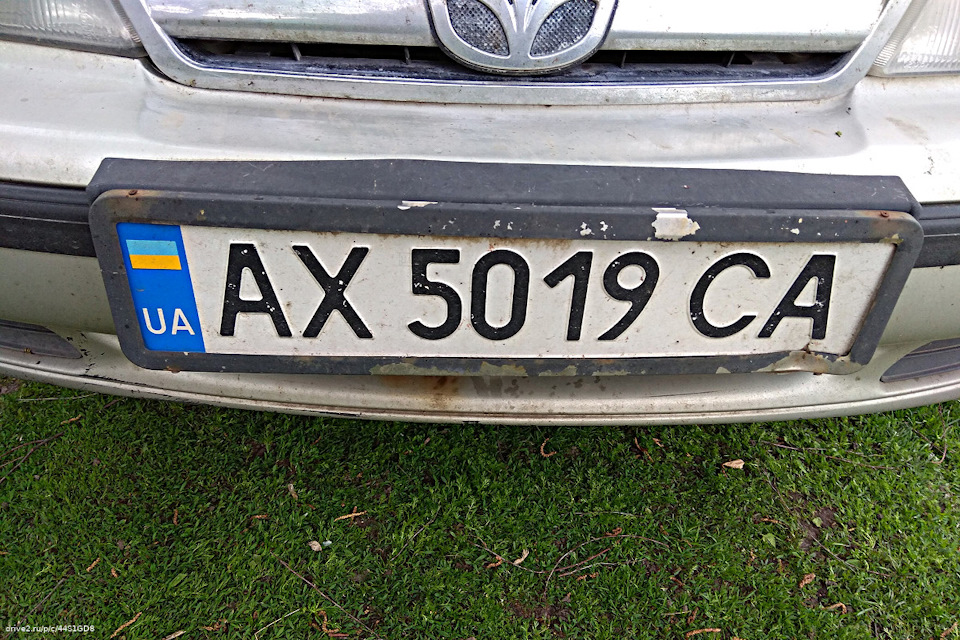 Про рамки для реєстраційних знаків VAG 3