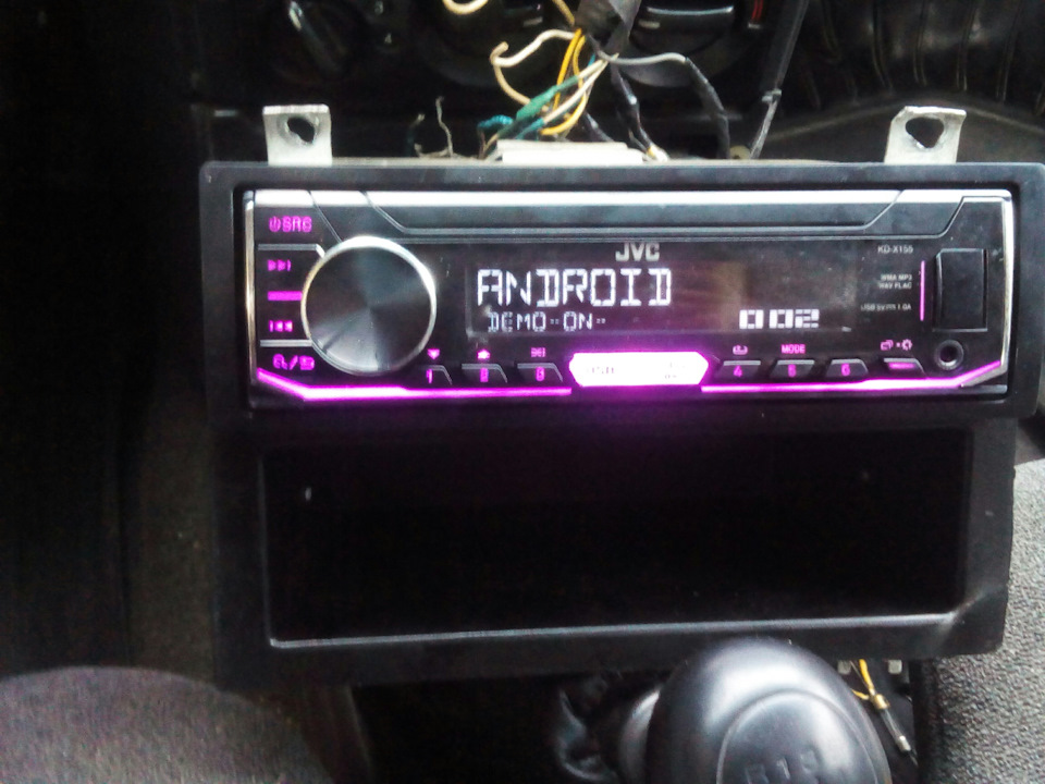 Jvc KD-X155 та закінчення робіт з перенесення магнітоли вгору 4