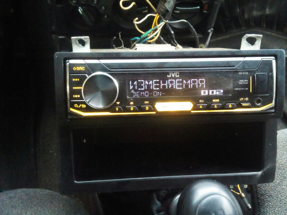 Jvc KD-X155 та закінчення робіт з перенесення магнітоли вгору 5