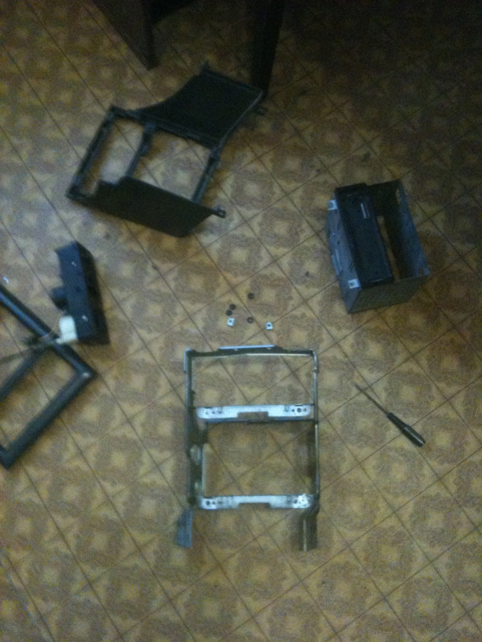 Заміна місцями БУП та магнітоли 1