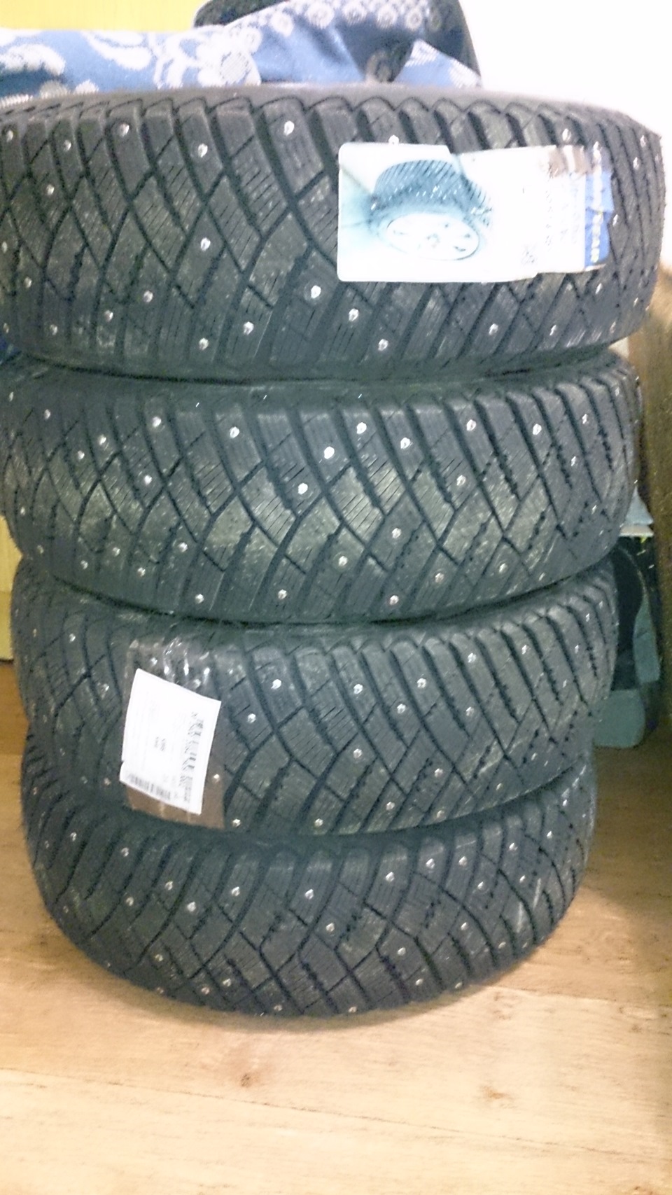 Різаючи Goodyear Ultra Grip Ice Arctic 3
