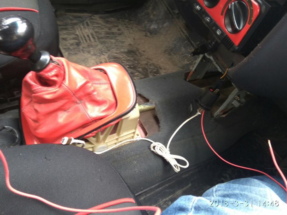 Встановлення USB в авто! 3