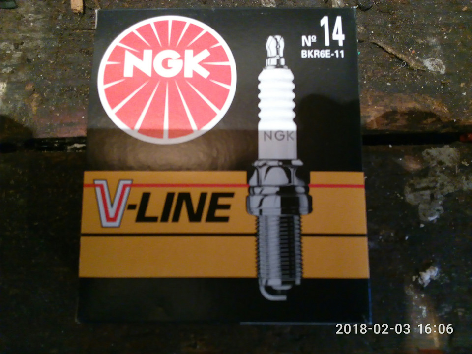 заміна свічок NGK 1