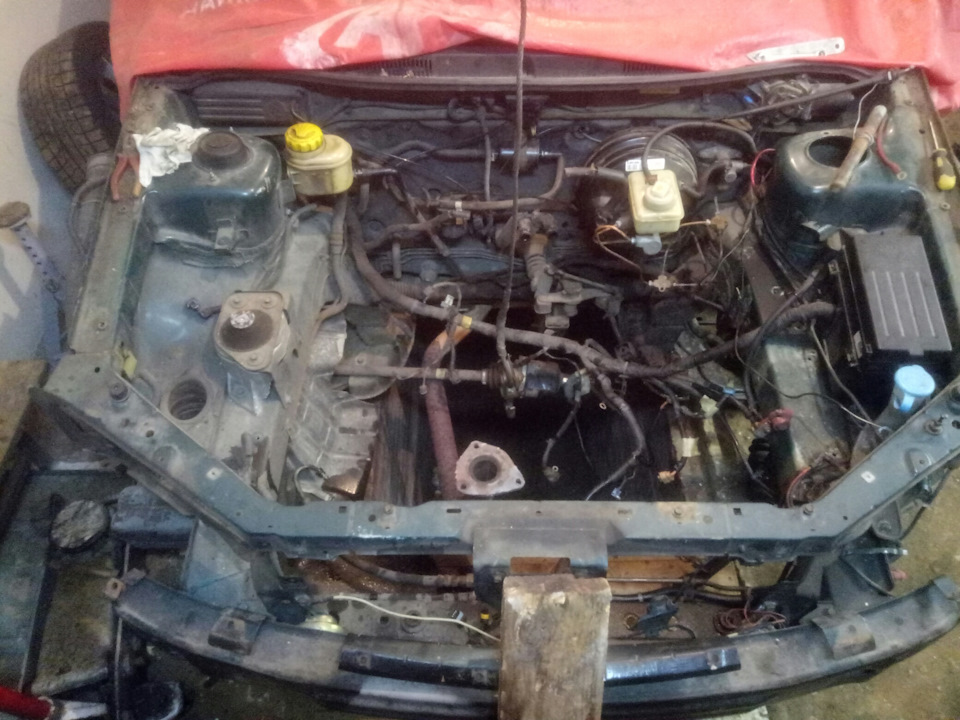 v6 вже під капотом... ура) 3
