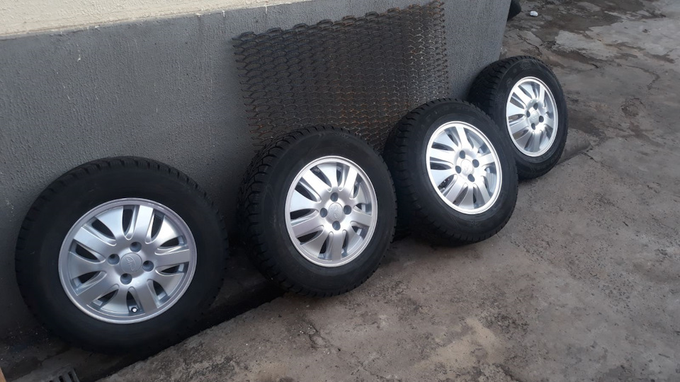 Зимові колеса Диски R14 Оригінал Nubira 2 2