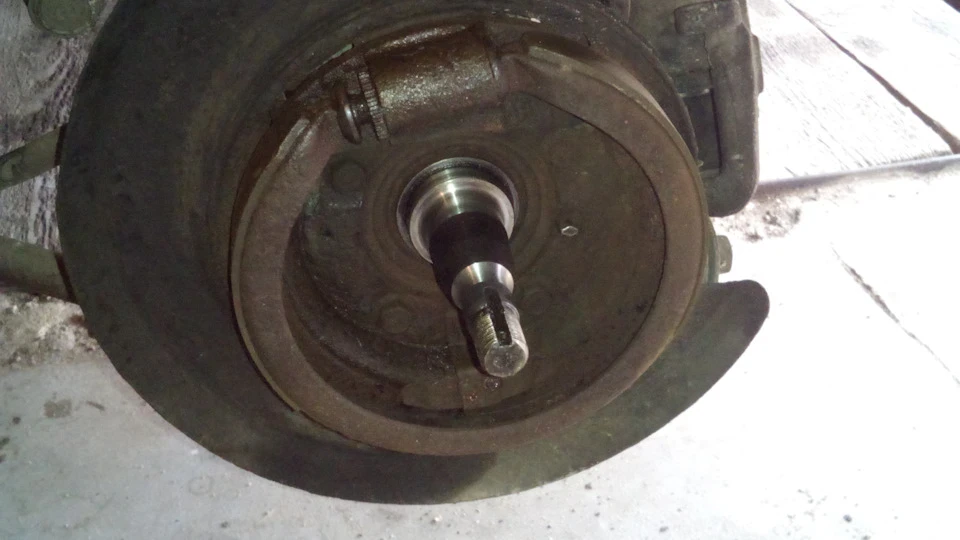 Заміна заднього ступичного підшипника Нубіра