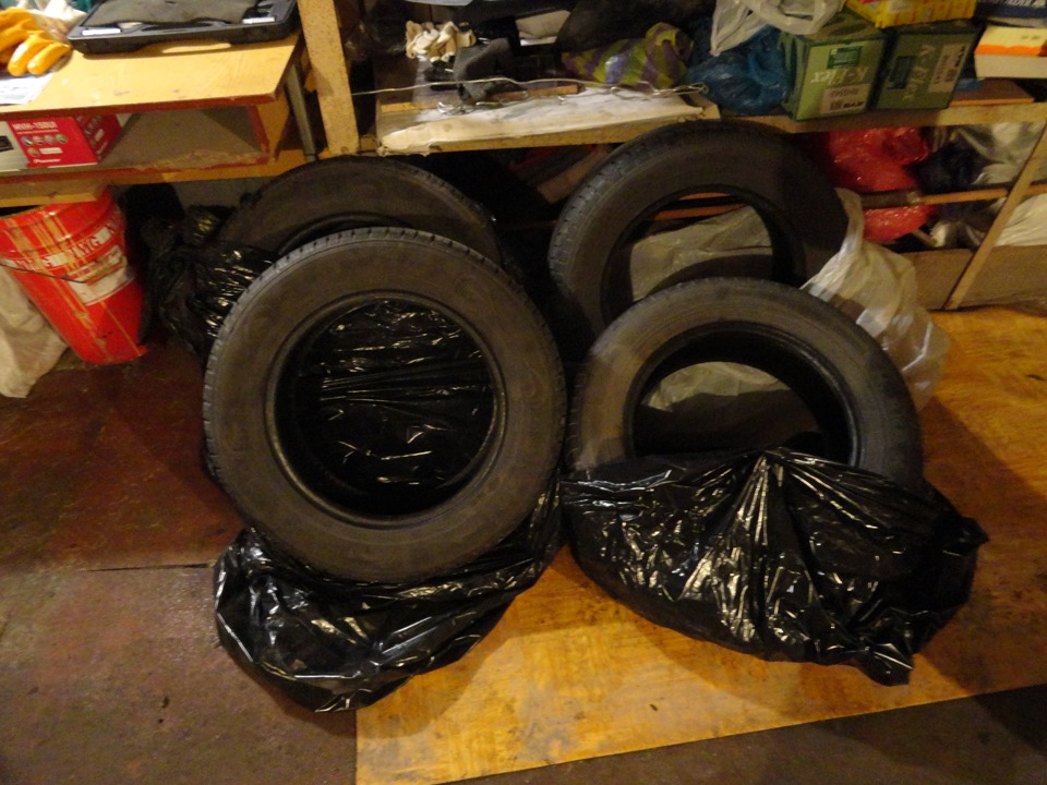 Продам літню гуму 195/65/R15 1