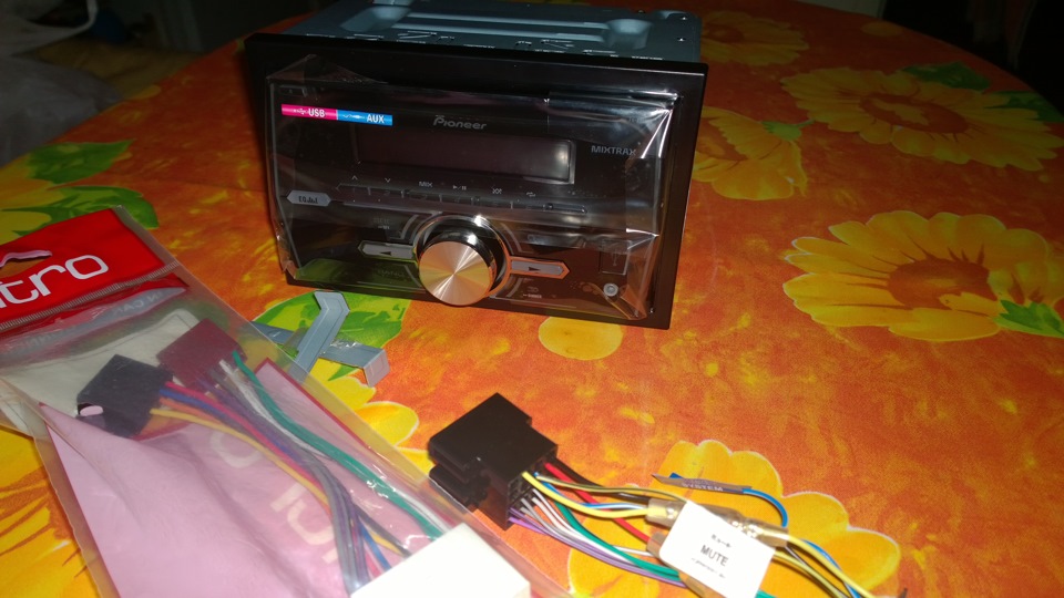 Магнітола Pioneer FH-X360UB 2
