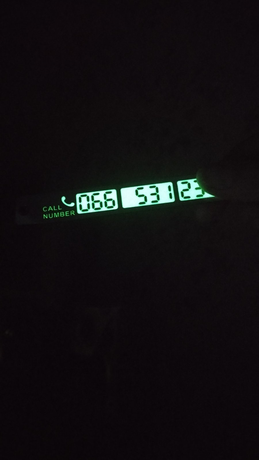 Номер мобільного телефону на лобове скло 4