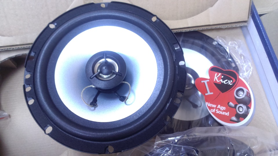 Прикупив подіуми 13`->16` та колонки Kicx PD-652 3