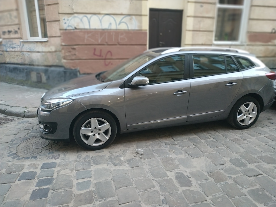 Renault Megane III 2014 1