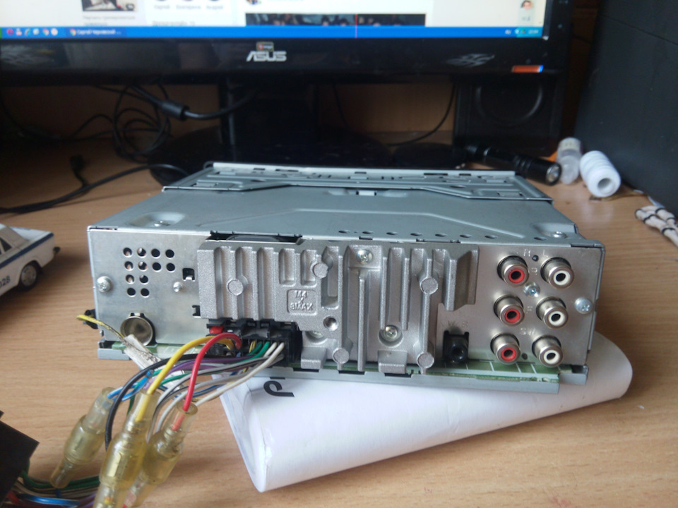 Новий ГУ Pioneer 6300SD 4