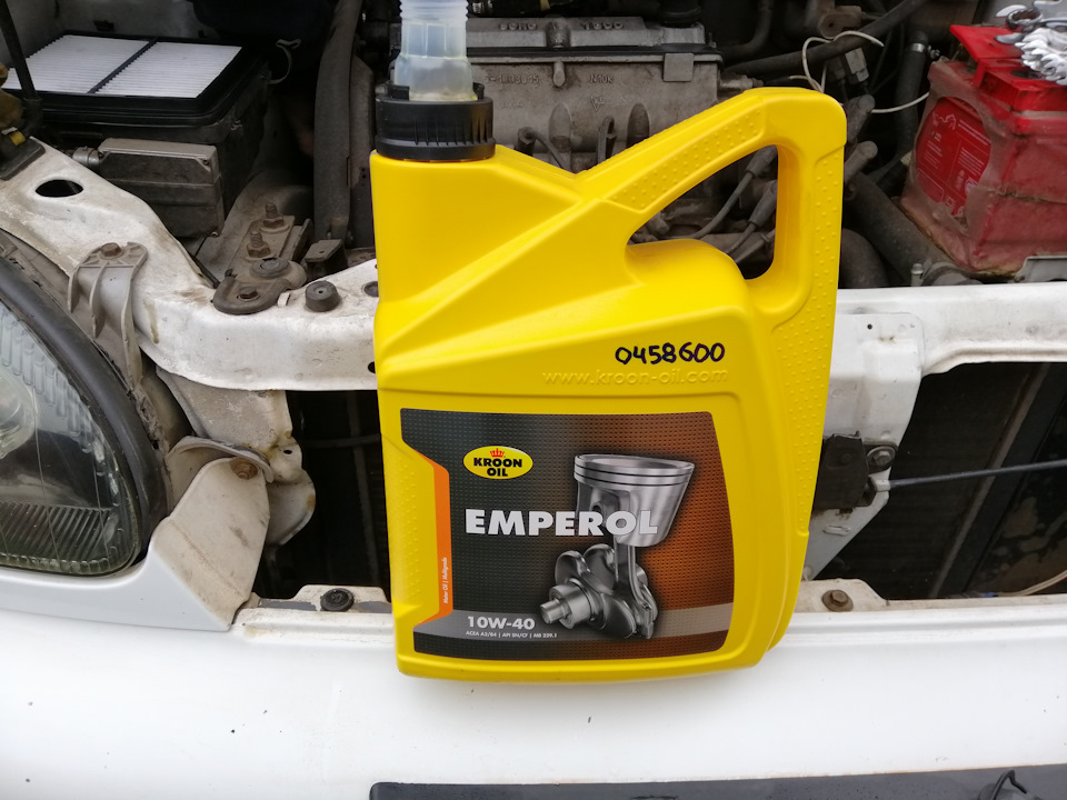 Заміна мастила Kroon oil 10w40 1