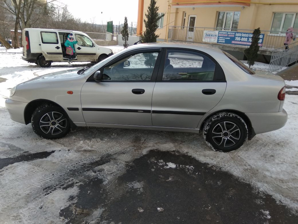 продажів, але бажано обмін 2 на 1 4
