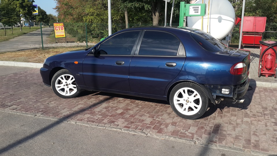 Пороги дуже прикрасили авто 2