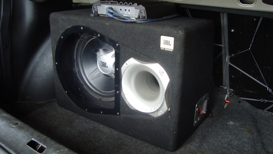 JBL і ALPINE замінять Magnat) 2