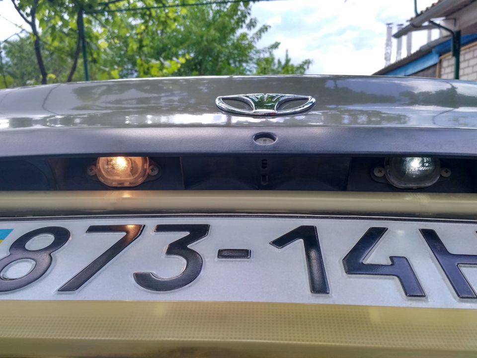 Рамка, діоди в підсвічування номера 3