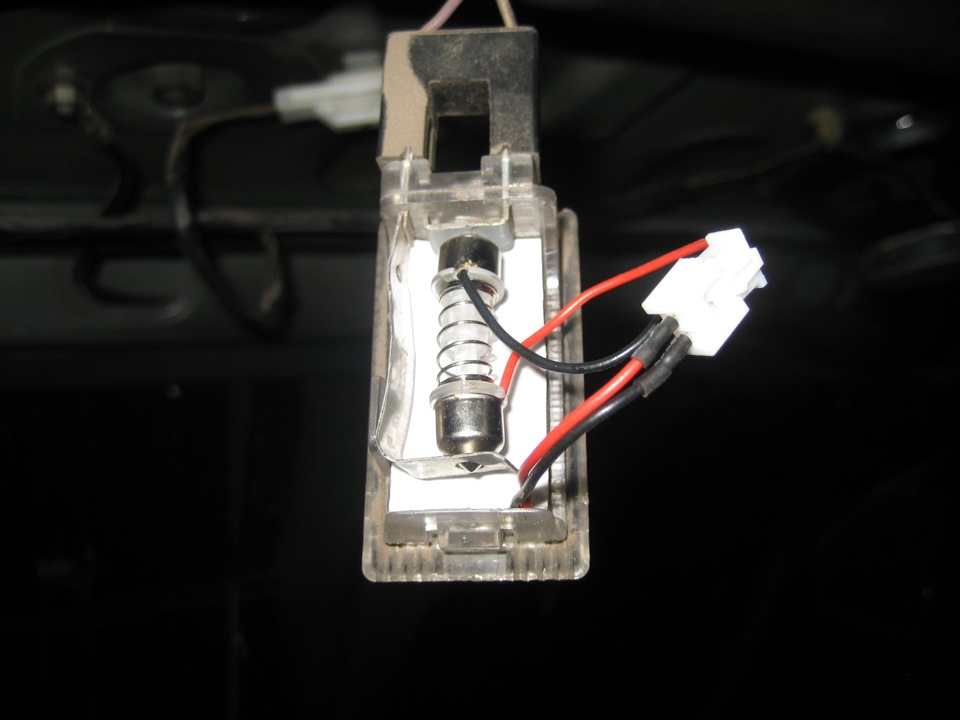 LED підсвічування багажника 4