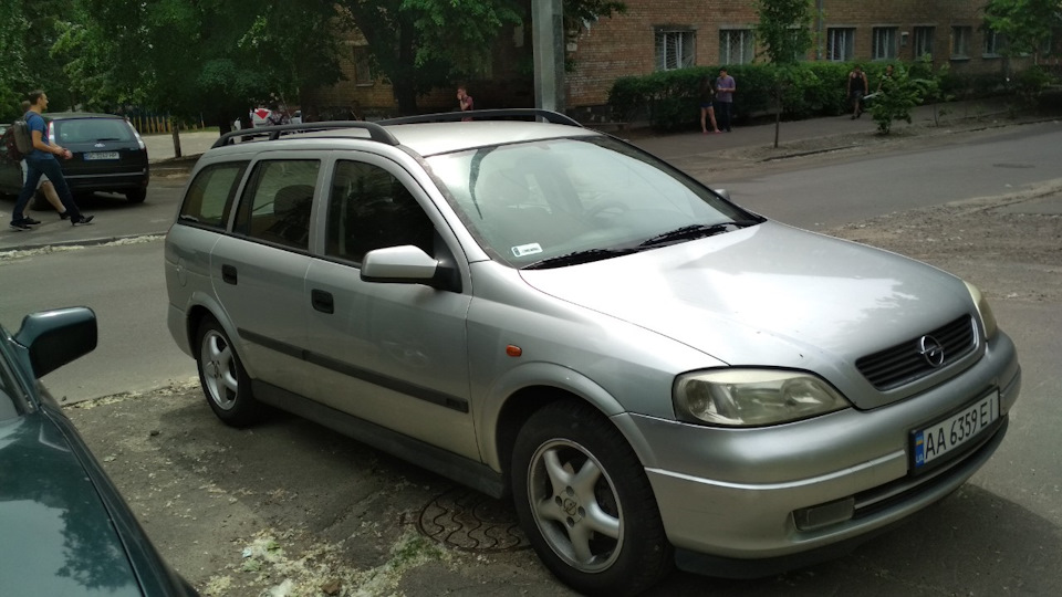 Новий автомобіль 1