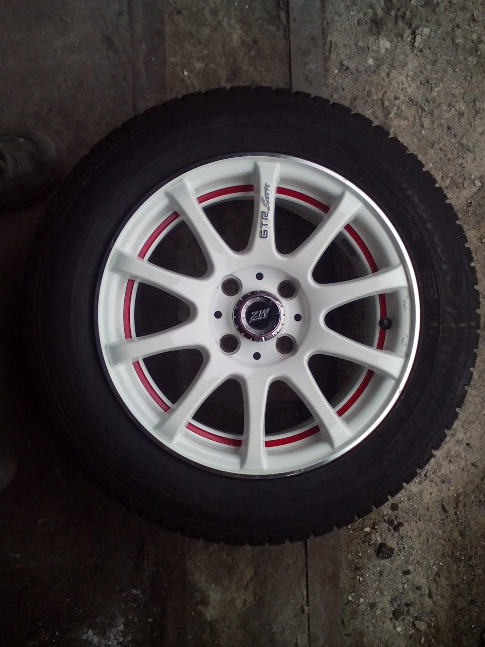 Літні шини Белшина Artmotion 175/65 R14 на дисках ZW 1