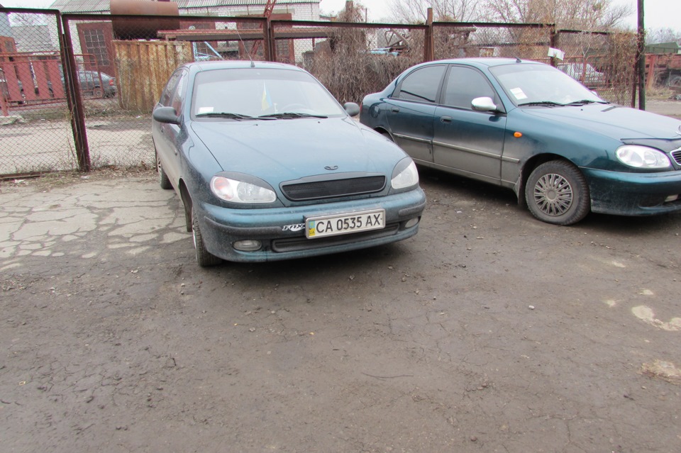 №19-Пофарбував і встановив ґрати. 5