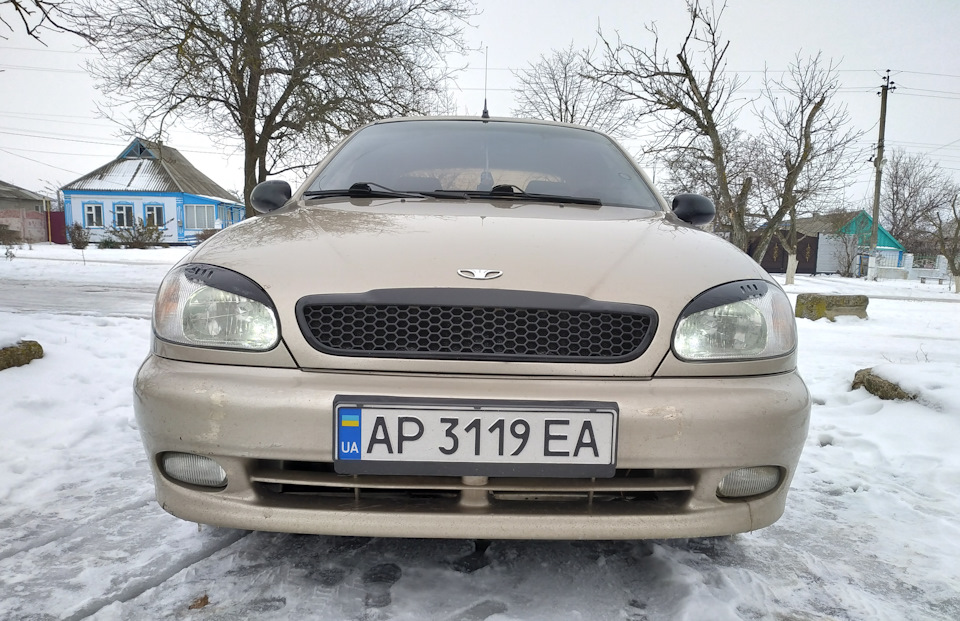 Грати радіатора 1