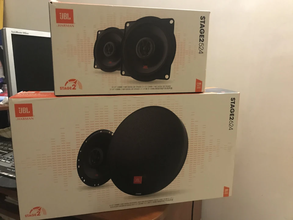 Динаміки JBL Stage 2 624 та 524