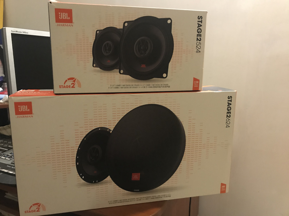 Динаміки JBL Stage 2 624 та 524 1