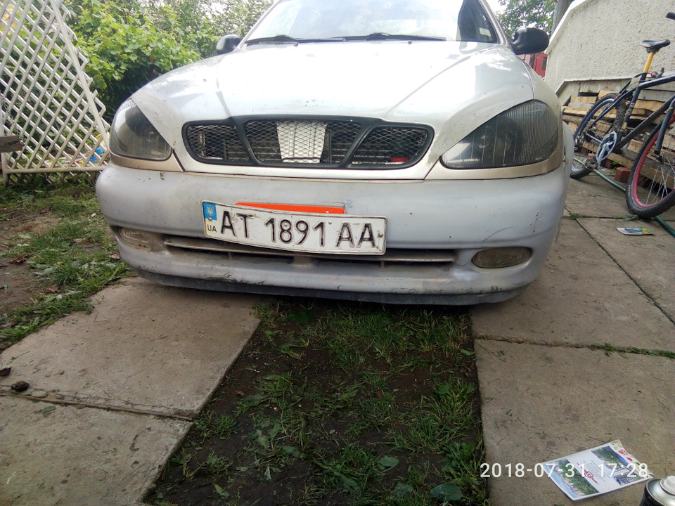 Бюджетна JDM рамка номерів 5