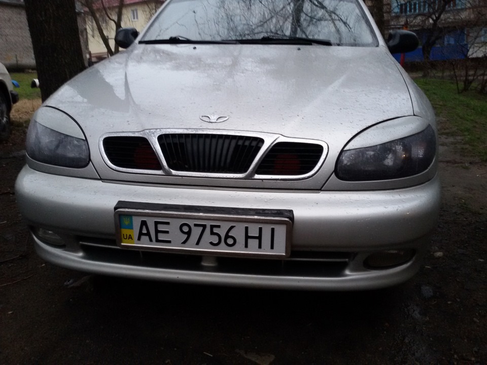 Поставив вії 3