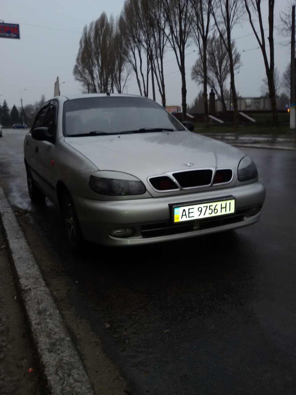 Поставив вії 2