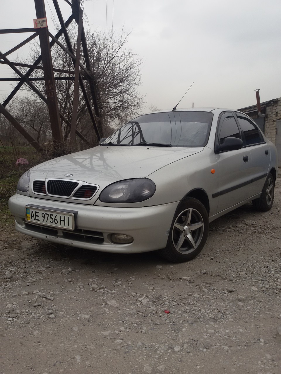 Поставив вії 1