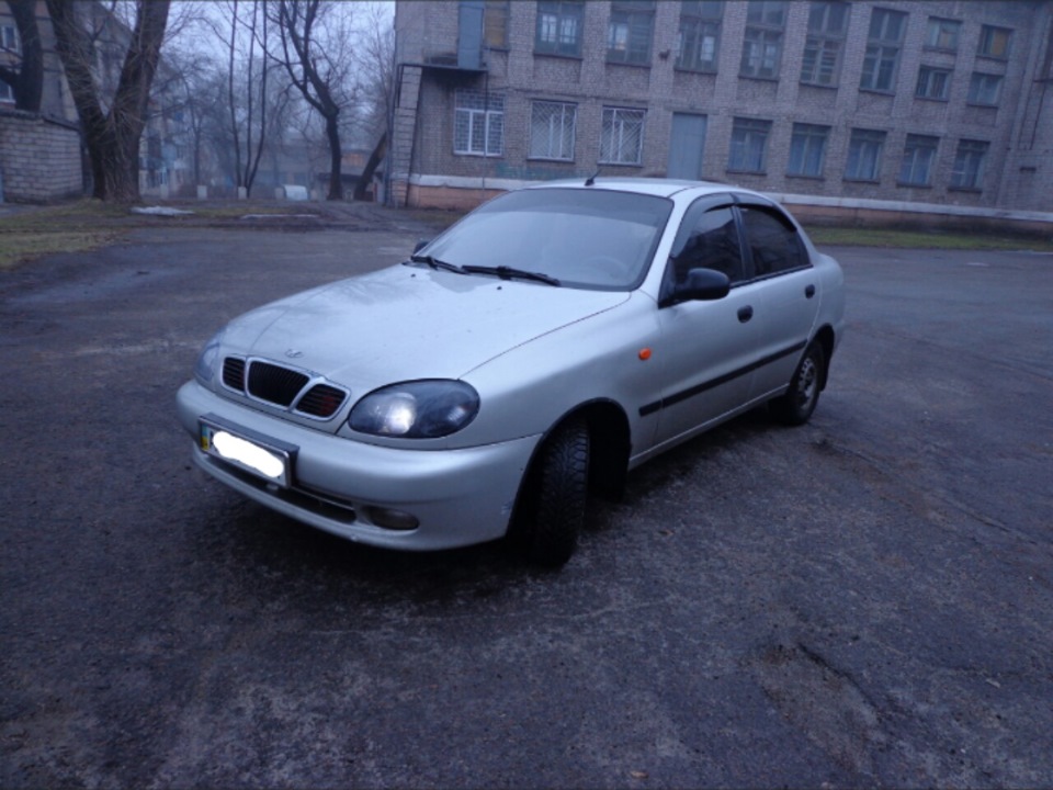 Продам машину 1