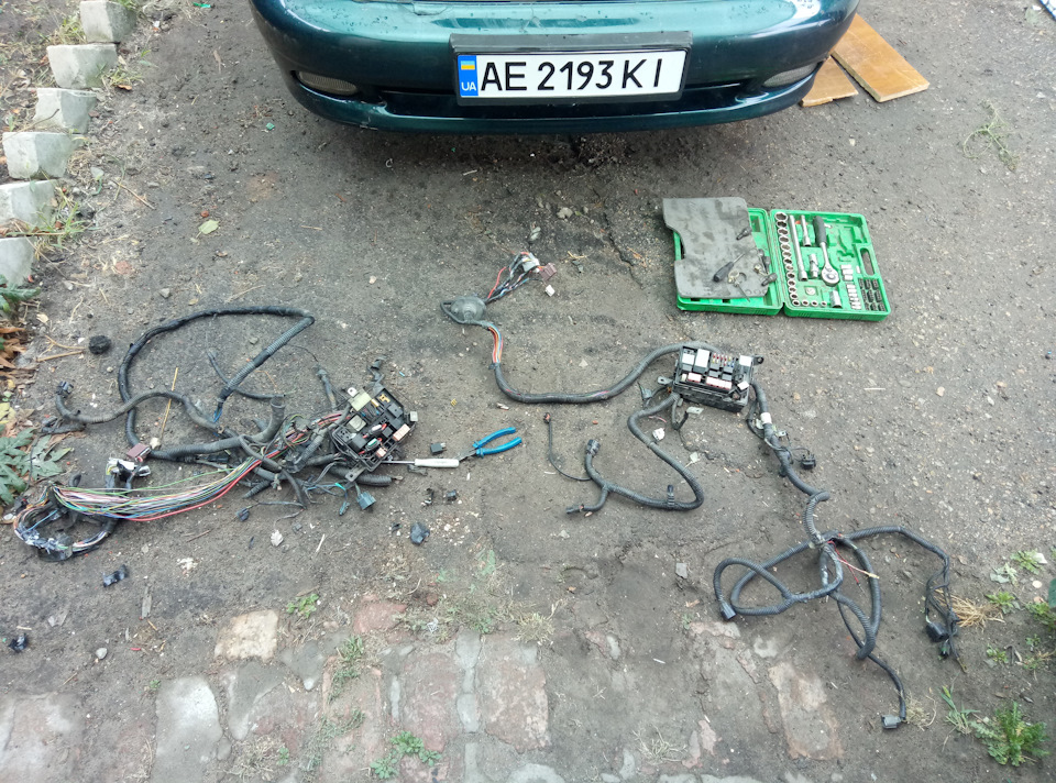 Заміна блоку запобіжників 3