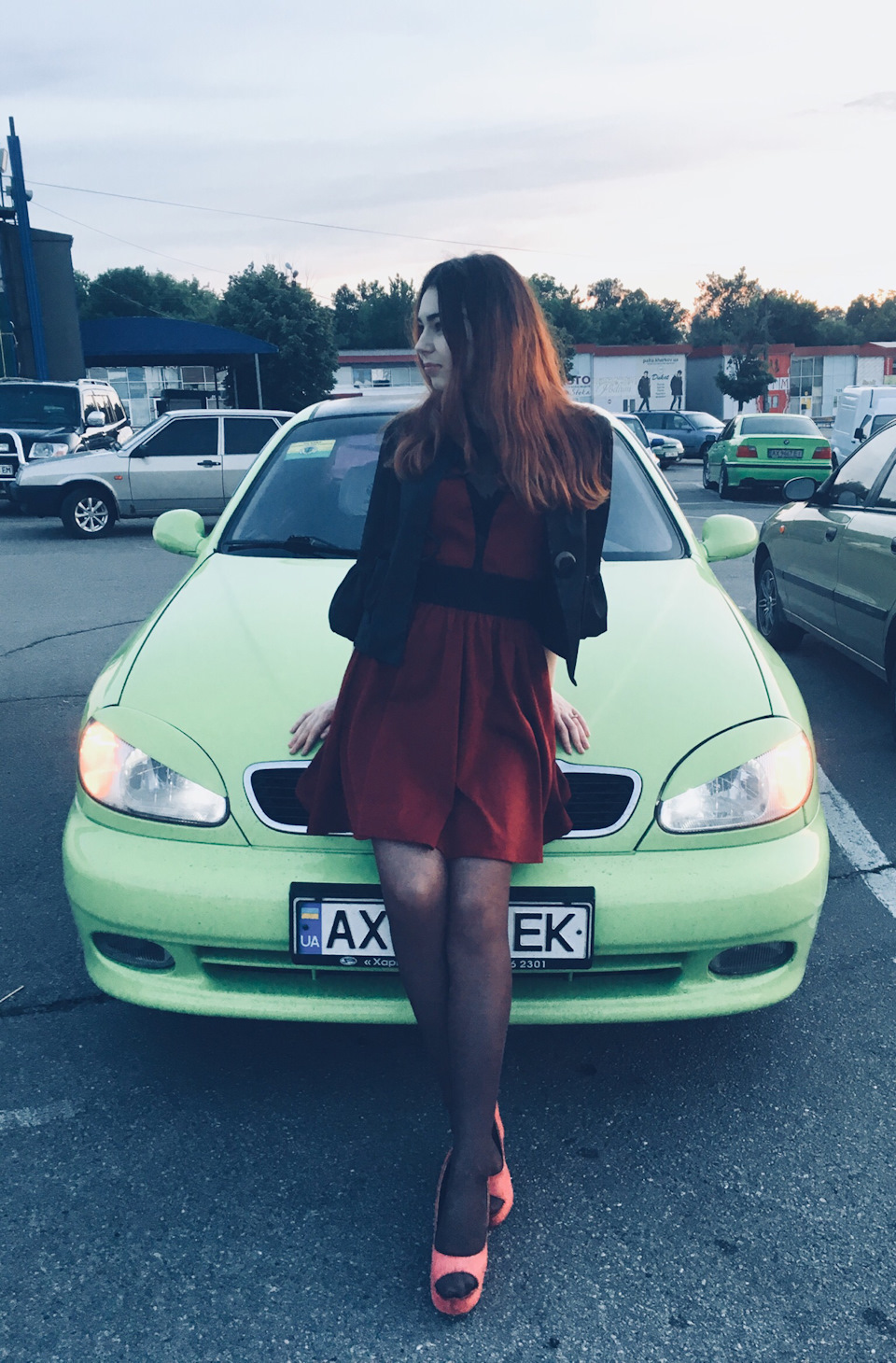 Дівчина та Авто продовження 2