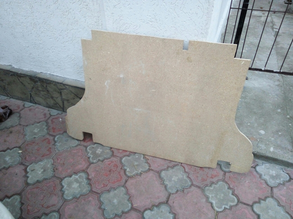 Підлога в багажнику 2