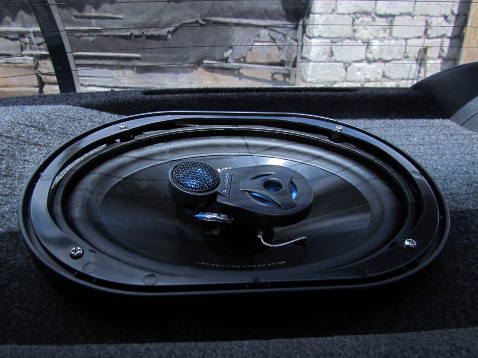 Audiobahn AS69Q 1