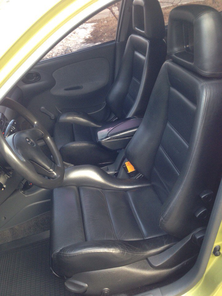 Recaro 1