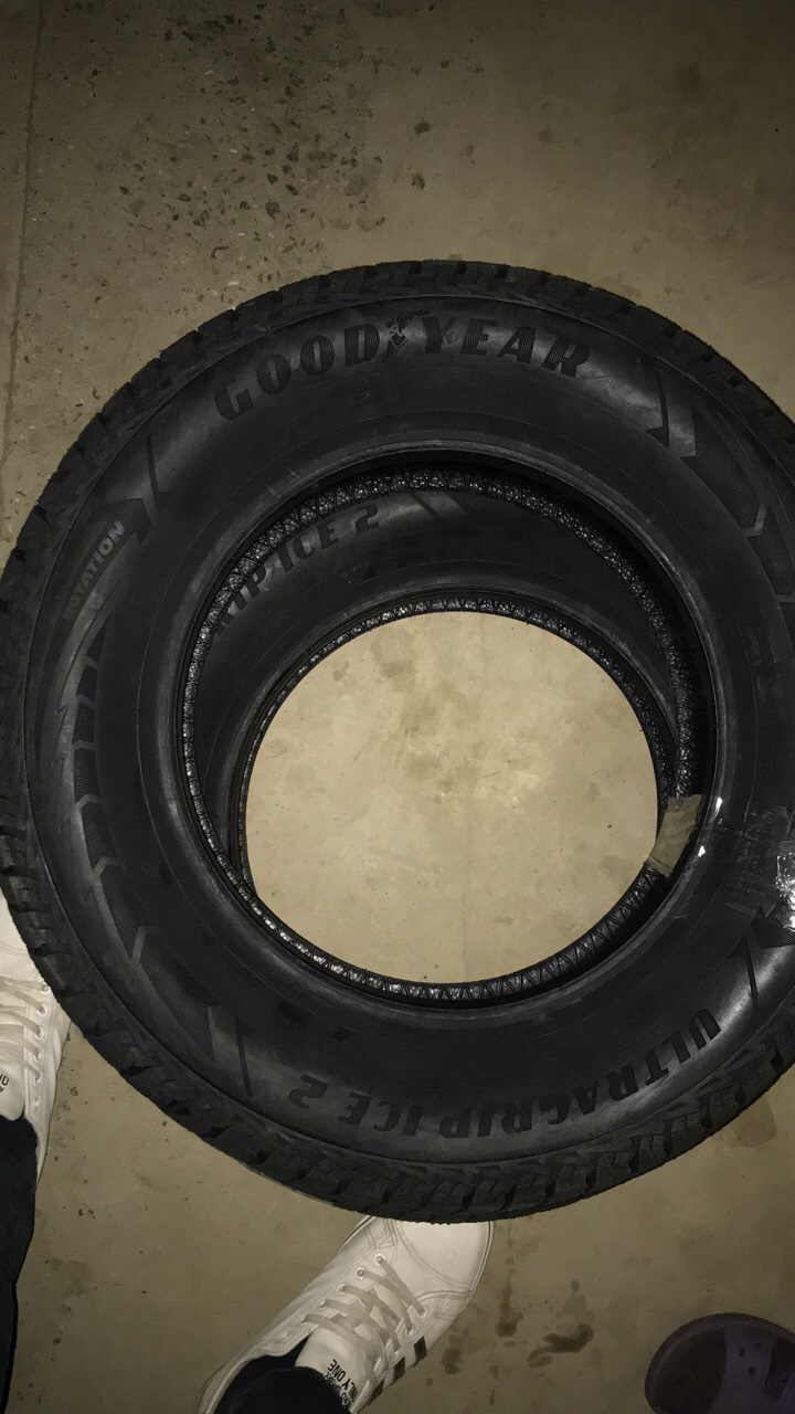 Зимові шини GOODYEAR UltraGrip Ice 2 1