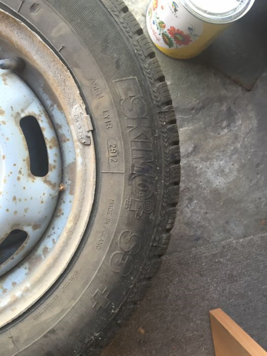 Зимові шини R13 на продаж 2