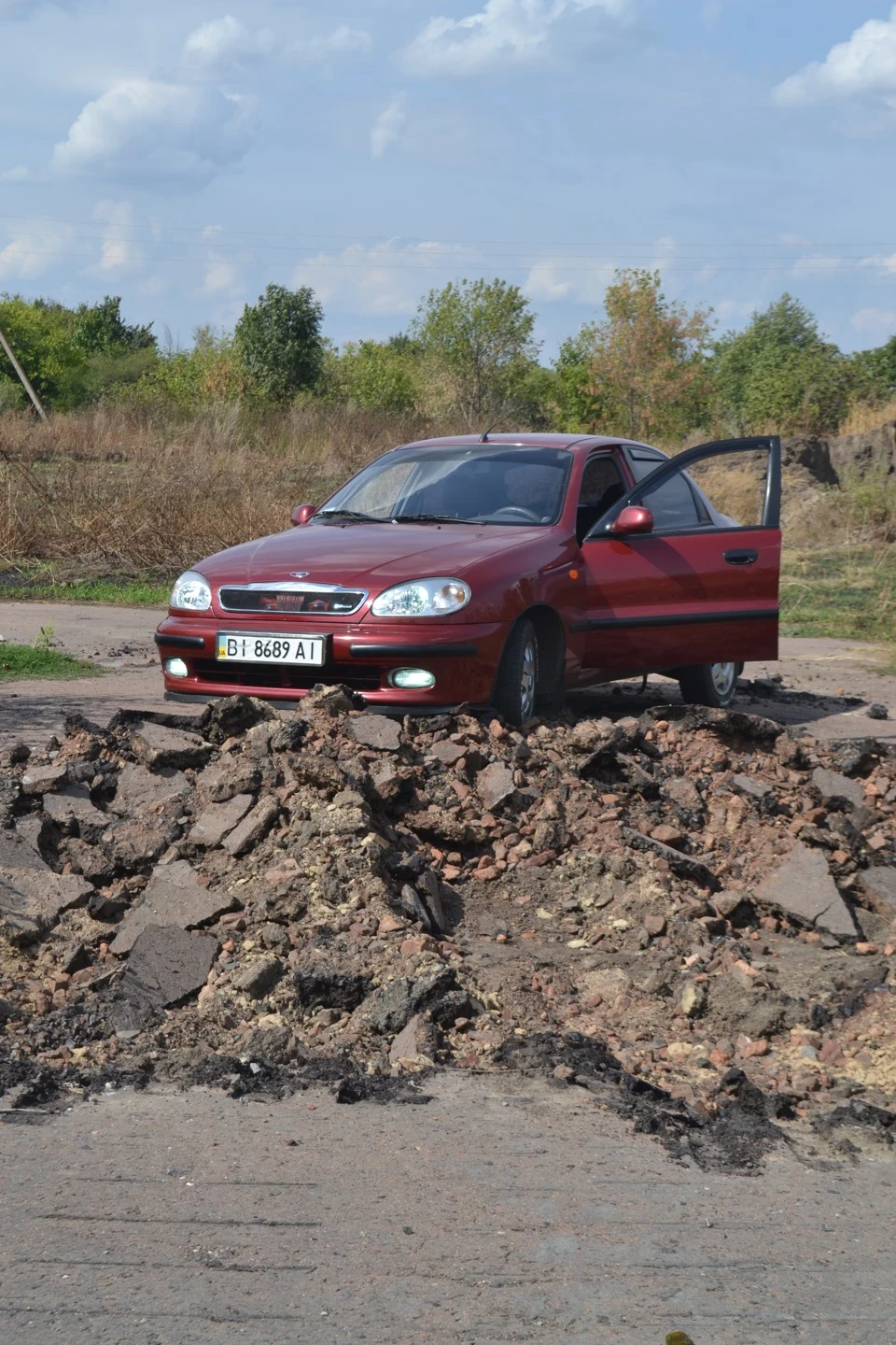 Літній фотосет із дівчиною.