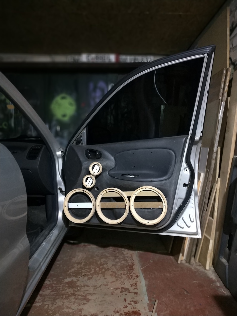 громкий фронт для Daewoo Lanos STRAJ 4
