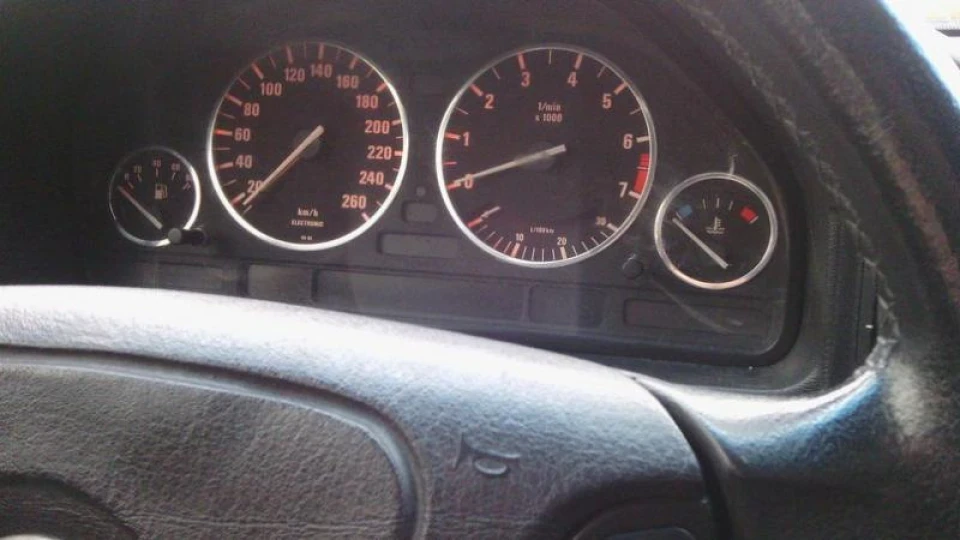 Кільця на BMW E32,34