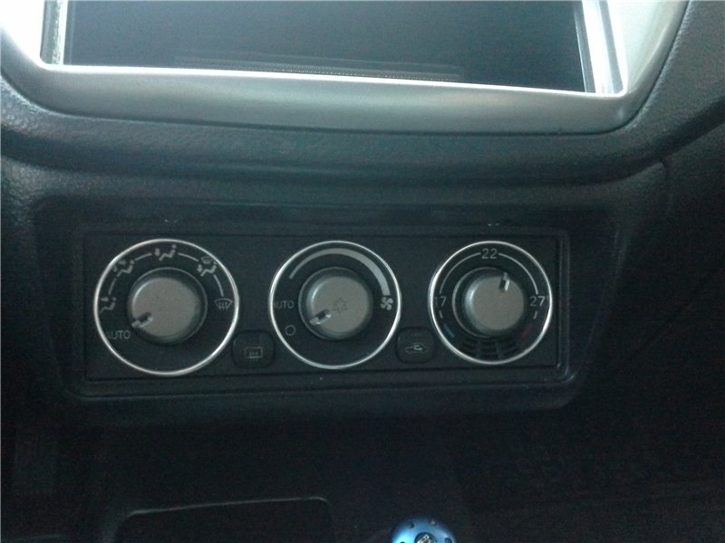 кільця на клімат панель Mitsubishi Lancer IX 1