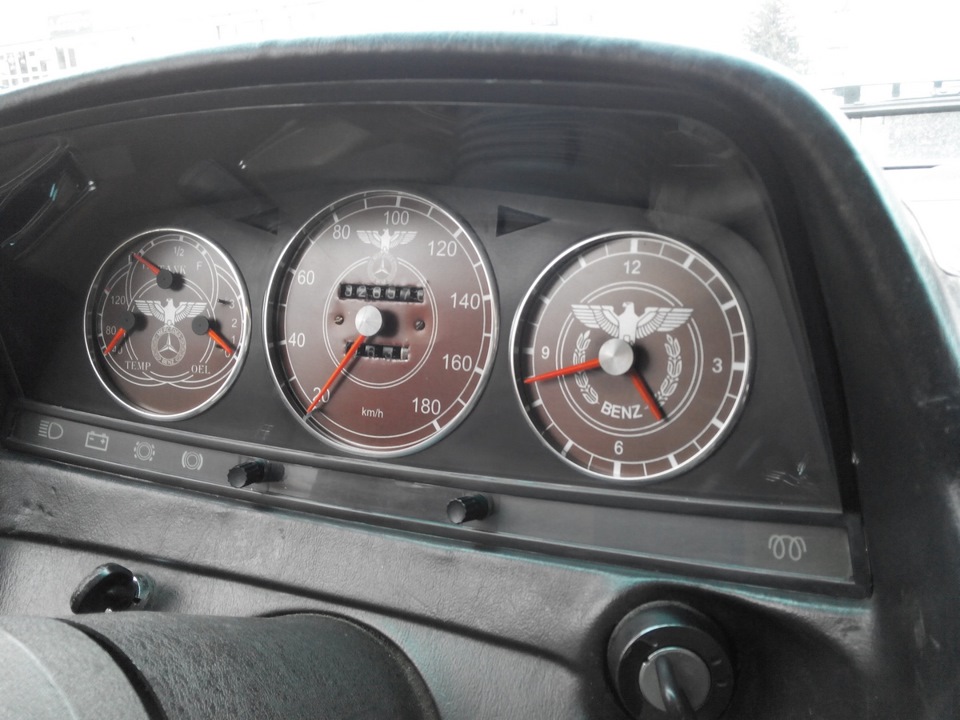 Кільця на прилади Mercedes W123 ЧУМАДАН 1