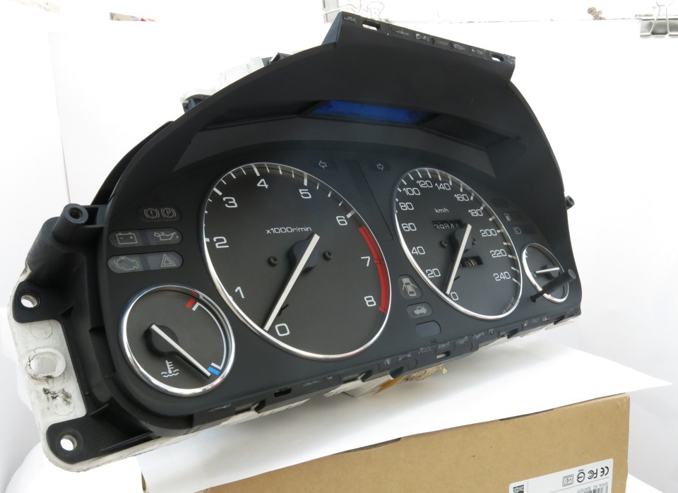 Кільця в приладку та на клімат панель HONDA Accord 5 та ROVER 600 1