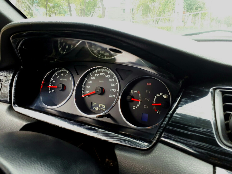 Кільця в приладку Lancer IX 1